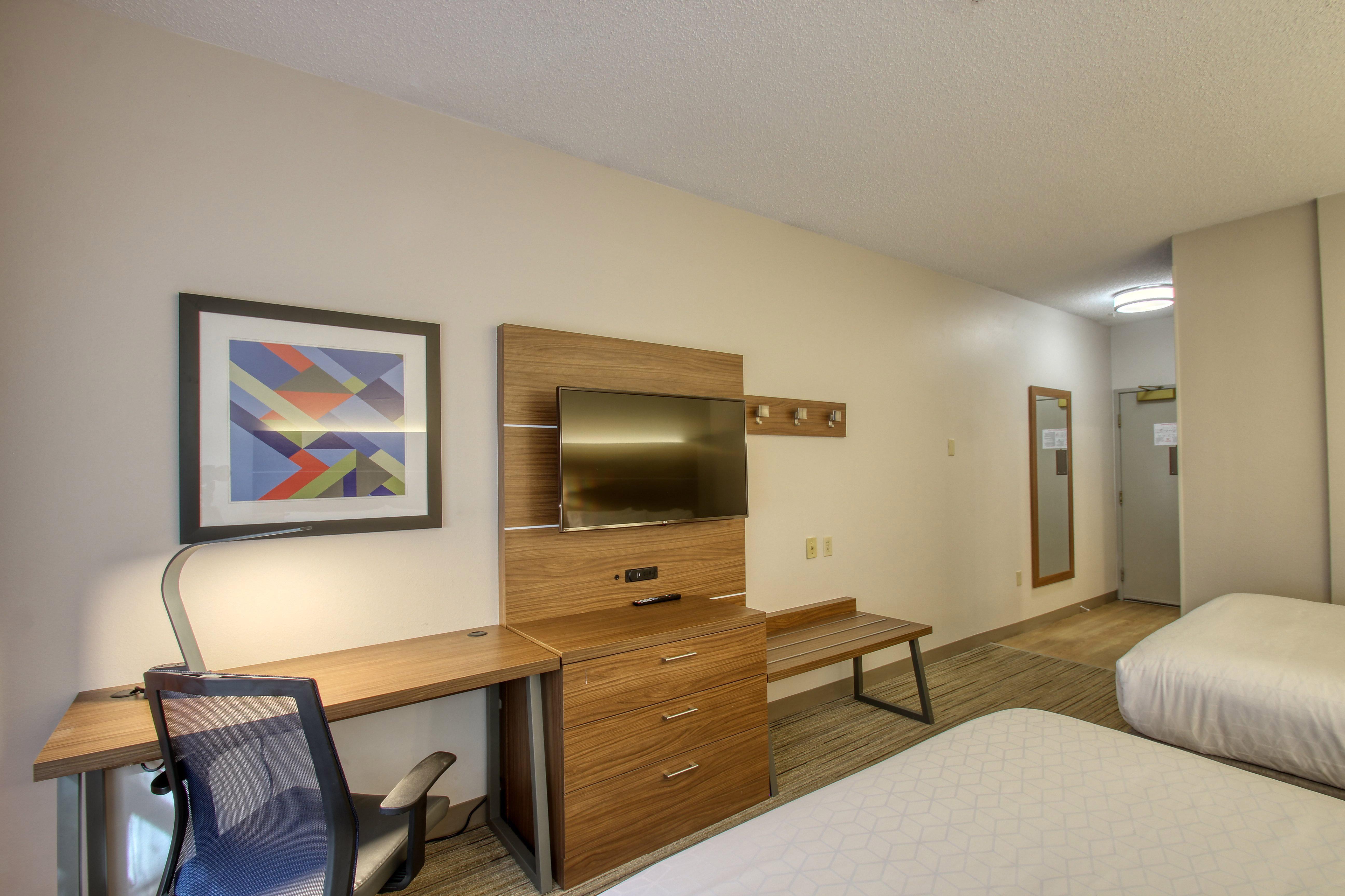 Holiday Inn Express Hotel & Suites Oshkosh - State Route 41 By Ihg Exteriör bild